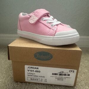 Footmates Jordan Bubblegum pink toddler size 6